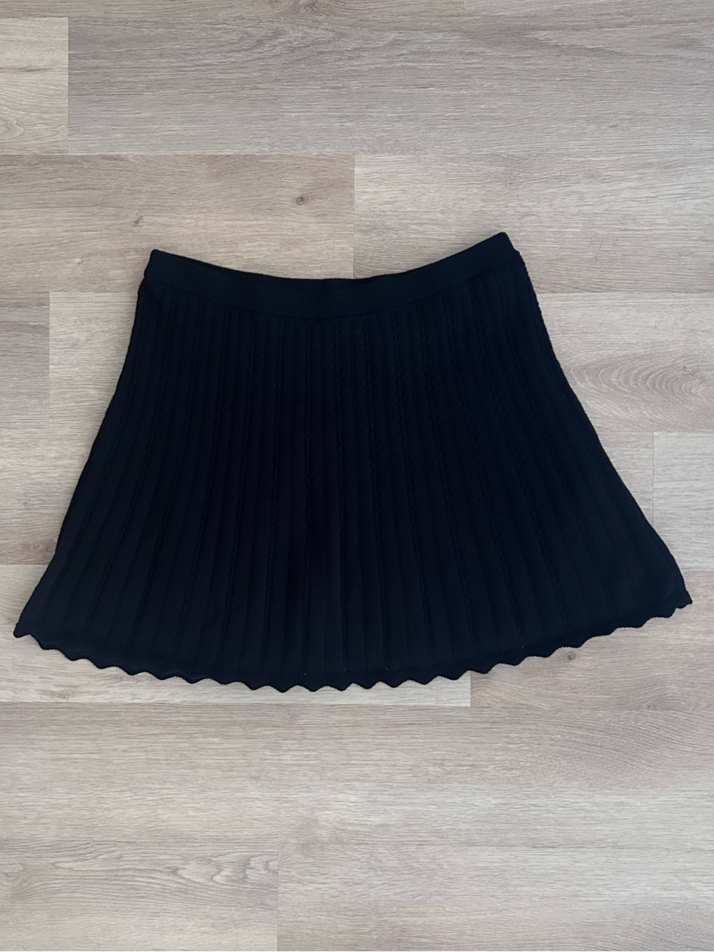 Gap Black Pleated Pointelle Knit Mini Skirt Size Large